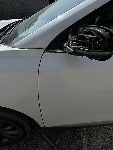 гулдоп ал: Электромобиль кроссовер (белый) - Кузов: компактный 5‑дверный — 9