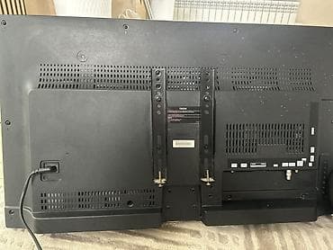 Телевизоры: Телевизор YASIN, диагональ 32" (81 см) Особенности и разъёмы: - — 1