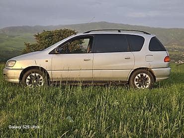 жак т8: Toyota Picnic: 2000 г., 0.2 - engine capacity л, Кол менен иштөөчү, Бензин, Вэн/Минивэн — 3