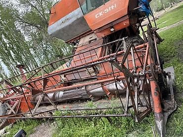 комбайн сельхозтехника: Зерноуборочный комбайн СК-5М «Нива» - Классическая модель для уборки — 5