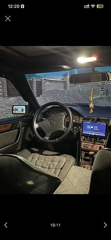 Продажа авто: Mercedes-Benz E-Class: 1995 г., 3.2 л, Автомат, Бензин, Седан — 3