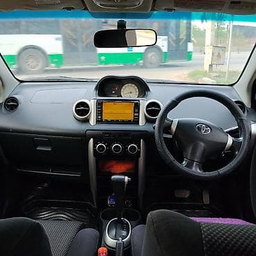 ист машина: Toyota Ist: 2003 г., 1.5 л, Автомат, Бензин, Хэтчбэк — 5