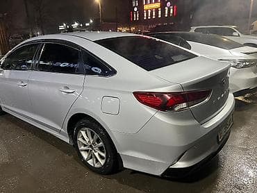 Hyundai Sonata: 2018 г., 2 л, Вариатор, Газ, Седан