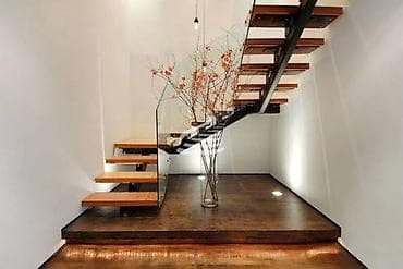 Лестницы и комплектующие на заказ: Деревянная лестница Для дома, Форма лестницы: Много-маршевая, Стиль: Классический — 3