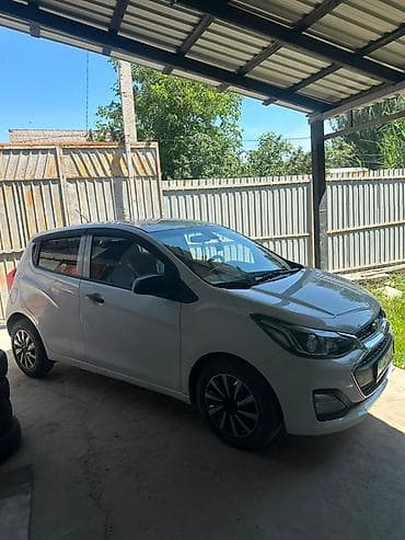 es 2020: Chevrolet Spark: 2020 г., 1 л, Автомат, Бензин, Хэтчбэк — 4