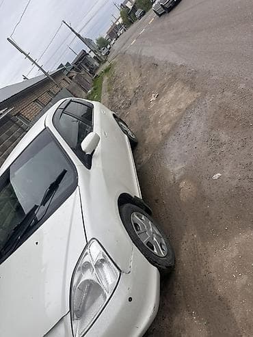 crv 2004: Honda Civic: 2000 г., 1.7 л, Бензин, Хэтчбэк — 5