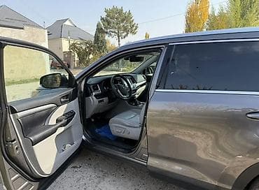 Продажа авто: Toyota Highlander: 2019 г., 3.5 л, Автомат, Бензин, Кроссовер — 4