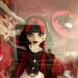 фарфоровая кукла купить: Продаю коллекционную куклу монстерхай из серии Haunt Couture Спектра — 8