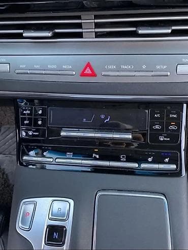 Hyundai Grandeur: 2021 г., Газ — 4