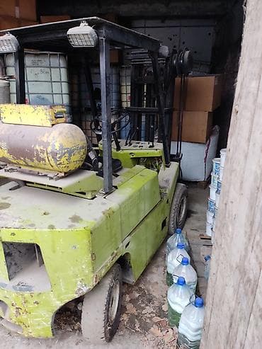 bcw powertech: Погрузчик, 1985 г., Колесный, Вилочный — 2