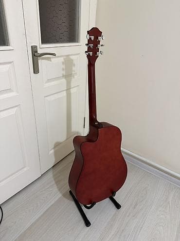 Синтезаторы: Срочно продается акустическая гитара в идеальном состоянии звучание — 5