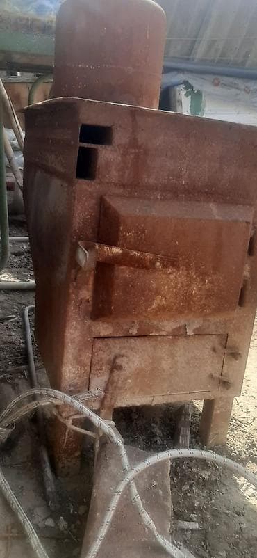 Металлическая печь-буржуйка с варочной поверхностью - Материал