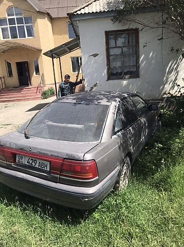 maзда 626: Mazda 626: 1990 г., Механика, Бензин, Седан — 1