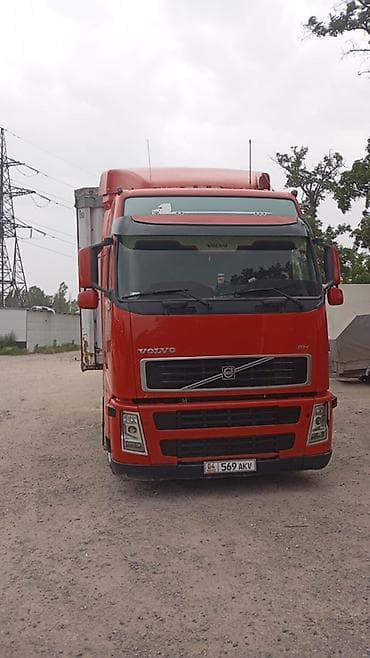 440: Тягач, Volvo, 2007 г., Тентованный — 1