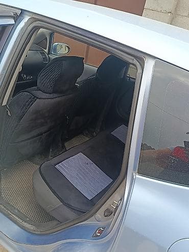бишкек автомобили: Honda Fit: 2003 г., Хетчбек — 4