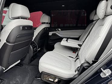 автодома: BMW X7: 2024 г., 3 л, Типтроник, Бензин, Внедорожник — 9