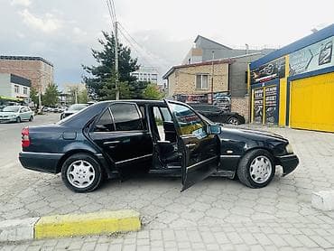 антискользящий коврик: Mercedes-Benz C-Class: 1995 г., 2.2 л, Автомат, Бензин, Седан — 4