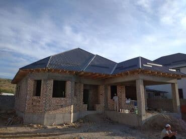 частный дом в бишкеке: Өзбекстандан келген балдар кырыша жабышат кирпич тизишет — 1