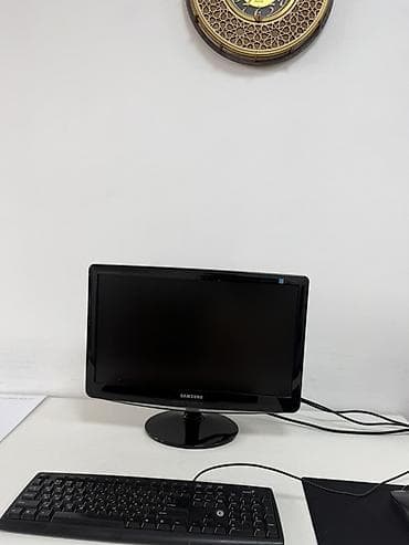 microsoft surface studio: Компьютер, ядер - 2, ОЗУ 4 ГБ, Для работы, учебы, Б/у, Intel Pentium, Встроенная видеокарта — 2