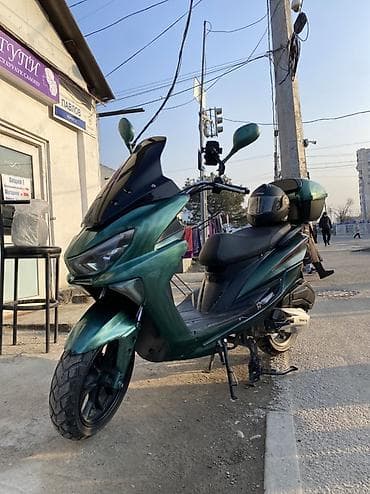 50 куб: Макси-скутер 150 куб. см, Бензин, Б/у — 2