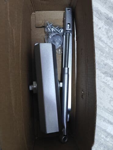 фиксатор дверей: Дверной доводчик, Пружинный, Для алюминиевых дверей, Без установки, Платная доставка, Самовывоз, Новый — 2