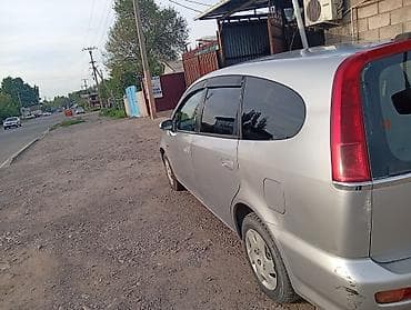 bmw 330: Honda Stream: 2002 г., Автомат, Бензин, Минивэн — 2