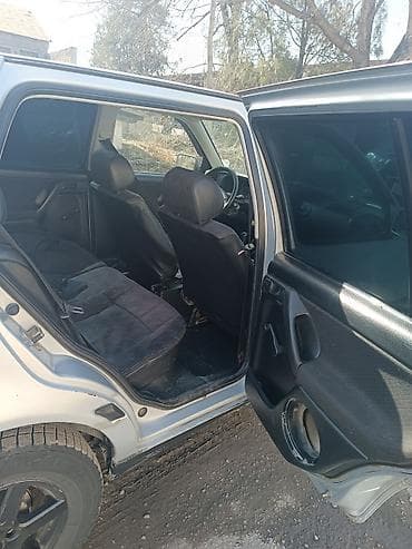 bmw e12: Volkswagen Golf: 1993 г., 1.6 л, Механика, Бензин, Хэтчбэк — 4