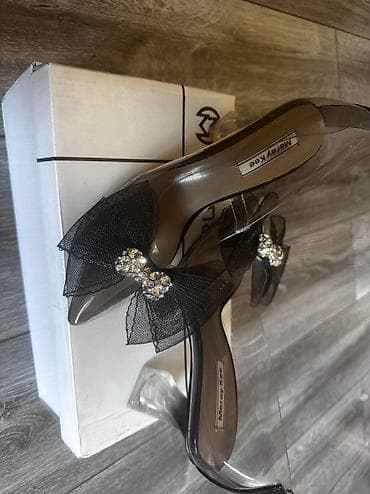 спартивная обувь: Продаю туфли новые, размер 40 цена 2700 — 4