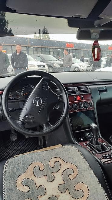 Продажа авто: Mercedes-Benz E-Class: 2001 г., 2.2 л, Механика, Дизель, Седан — 6