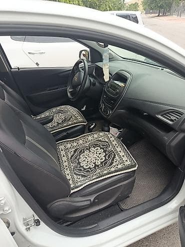 Chevrolet Spark: 2019 г., 1 л, Вариатор, Бензин, Хэтчбэк — 6