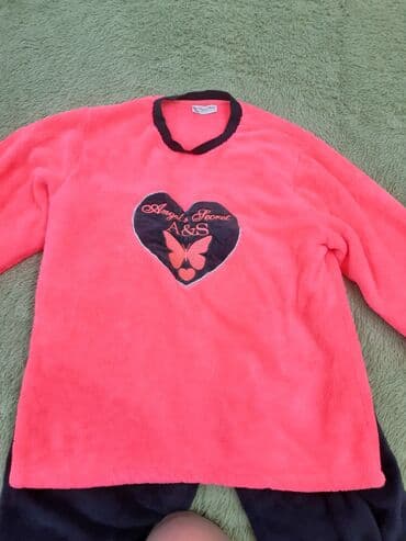 лыжная форма: Продаю спортивный костюм в хорошем состоянии, почти не носили. Размер — 2