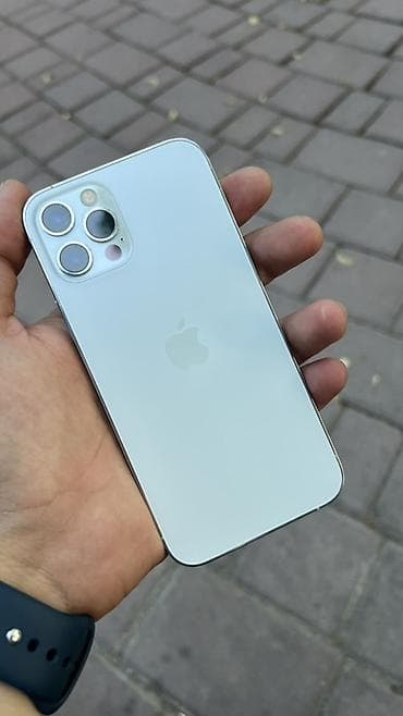 iphone 14 pri: IPhone 12 Pro, Б/у, 256 ГБ, Белый, Чехол, 70 % — 1