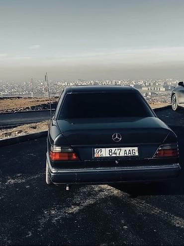 молдинг на w210: Mercedes-Benz W124: 1994 г., 2.3 л, Механика, Бензин, Седан — 1