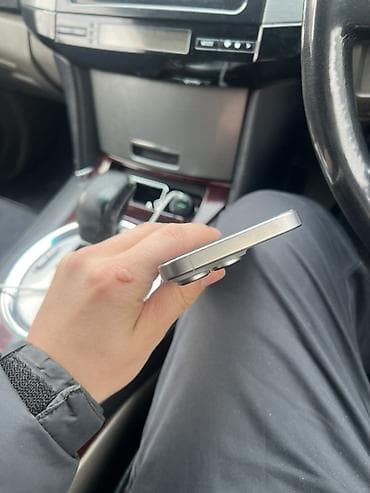 роу 6 прт: IPhone 15 Pro, 128 ГБ, Серебристый, 89 % — 2