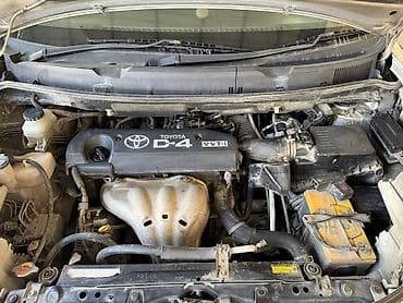 e53 е53: Toyota Isis: 2005 г., 2 л, Вариатор, Бензин, Минивэн — 9