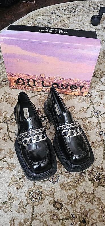 Личные вещи: Продаю НОВУЮ обувь в 35 размере. Лаковые лоферы 35 размер брала — 3
