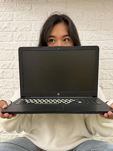 HP 15.6" ноутбук (черный) Процессор	Intel Core i3-5005U Оперативная