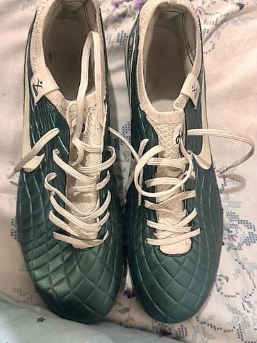 Спорт жана хобби: Футбольные бутсы Nike (2 пары) 42р найк темпо за 2299 Фантом луна за — 1