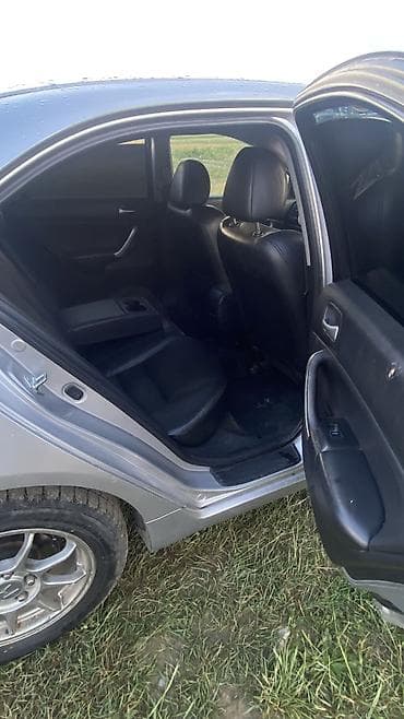 Унаа: Honda Accord: 2003 г., 2 л, Кол менен иштөөчү, Бензин, Седан — 7