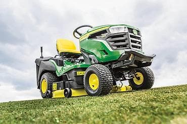 В наличии! Самоходная газонокосилка X167R - это универсальное решение