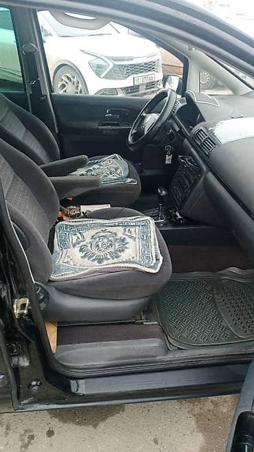 x 7: Volkswagen Sharan: 2003 г., 1.8 л, Автомат, Бензин, Минивэн — 5