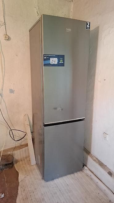 Техника и электроника: Холодильник Beko, Двухкамерный, De frost (капельный) — 1