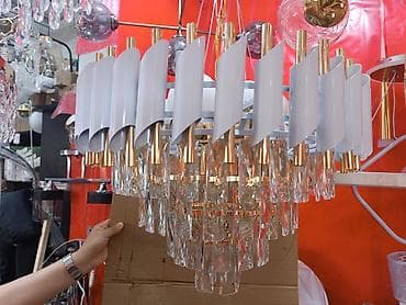 Люстры: Подвесная люстра с каскадом хрустальных подвесок и декоративными — 1