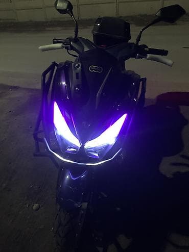 ямаха гризли 700: Макси-скутер Yamaha, 180 куб. см, Бензин — 8