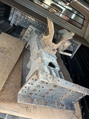 ролик: Фаркоп Для грузовых авто — 1