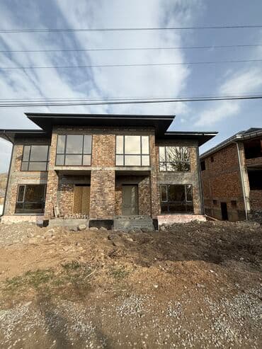 земельный дом г ош: Таунхаус, 160 кв. м, 5 бөлмө, Кыймылсыз мүлк агенттиги, ПСО (өз алдынча бүтүрүү) — 1