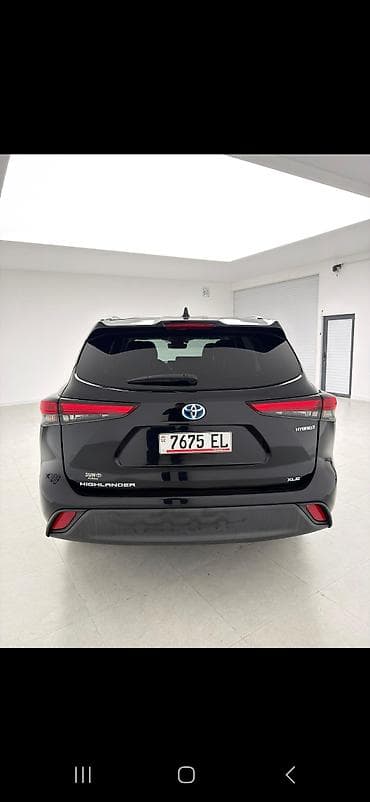 Toyota Highlander: 2021 г., 2.5 л, Автомат, Гибрид, Кроссовер — 2