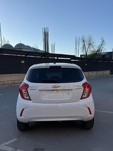 Продажа авто: Chevrolet Spark: 2019 г., Автомат, Бензин, Хэтчбэк — 5