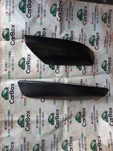 заглушка рейлинга: Крыжка релинга 

Тойота Фураннер 5
Toyota 4runner 5 — 1