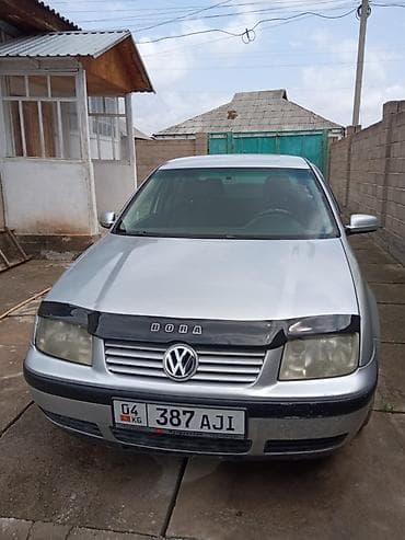 Volkswagen Bora: 2003 г., 1.6 л, Кол менен иштөөчү, Бензин, Седан lalafo.kg да Volkswagen Bora: 2003 г., 1.6 л, Кол менен иштөөчү, Бензин, Седан
